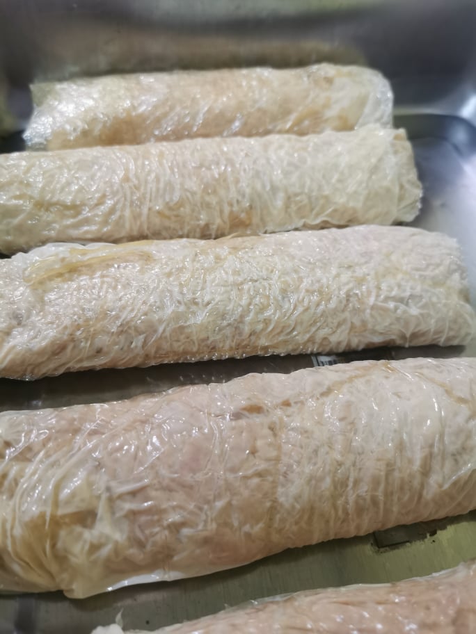 แฮ่กึ้นกุ้ง เนื้อกุ้งล้วน ไม่ผสมแป้ง สูตรเฉพาะของเราเอง พร้อมน้ำจิ้มบ๊วยเคี่ยวเอง